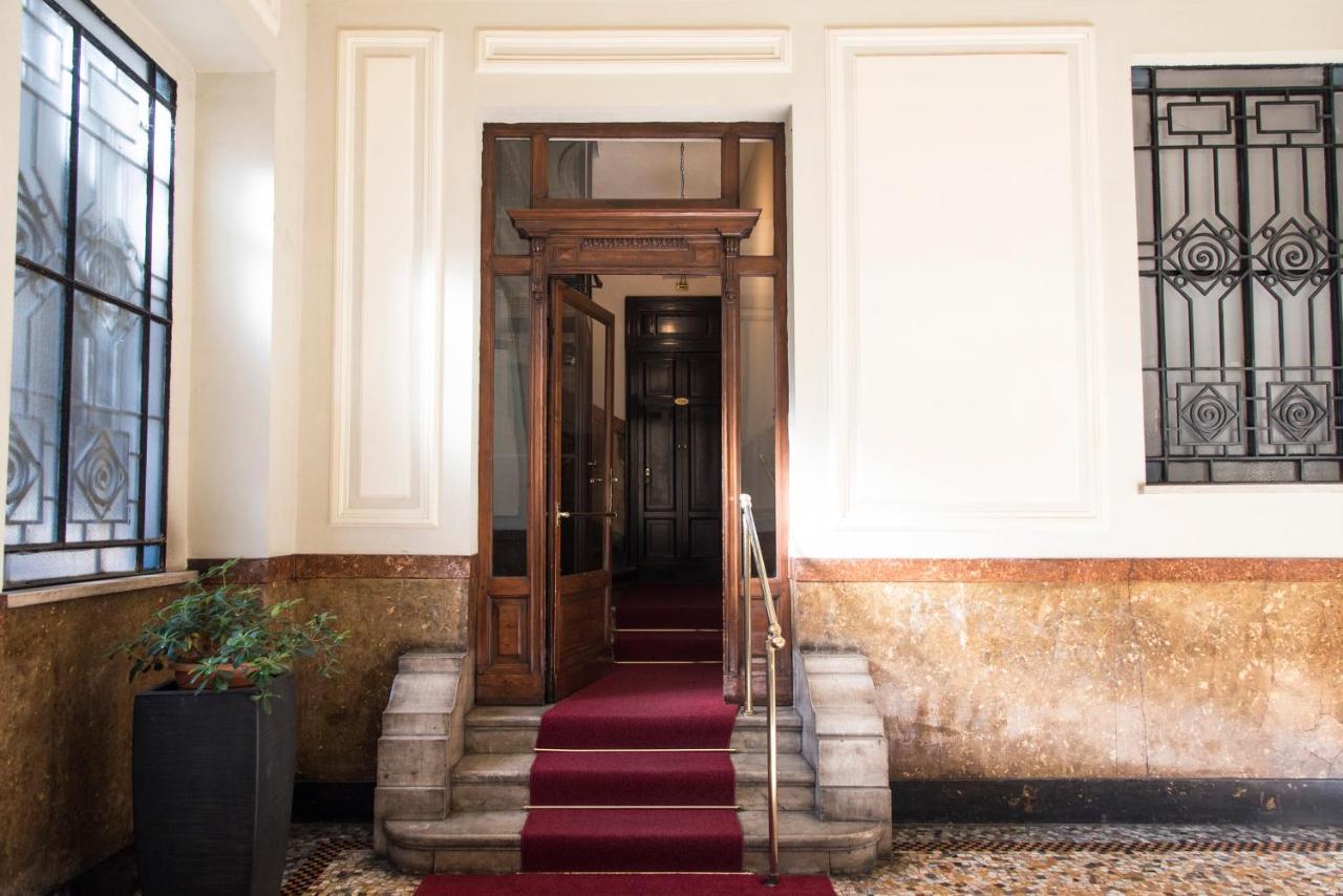 Sophisticated Apt Near Duomo Milano Exterior foto